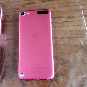 iPad touch 5th pink colour 16GB
